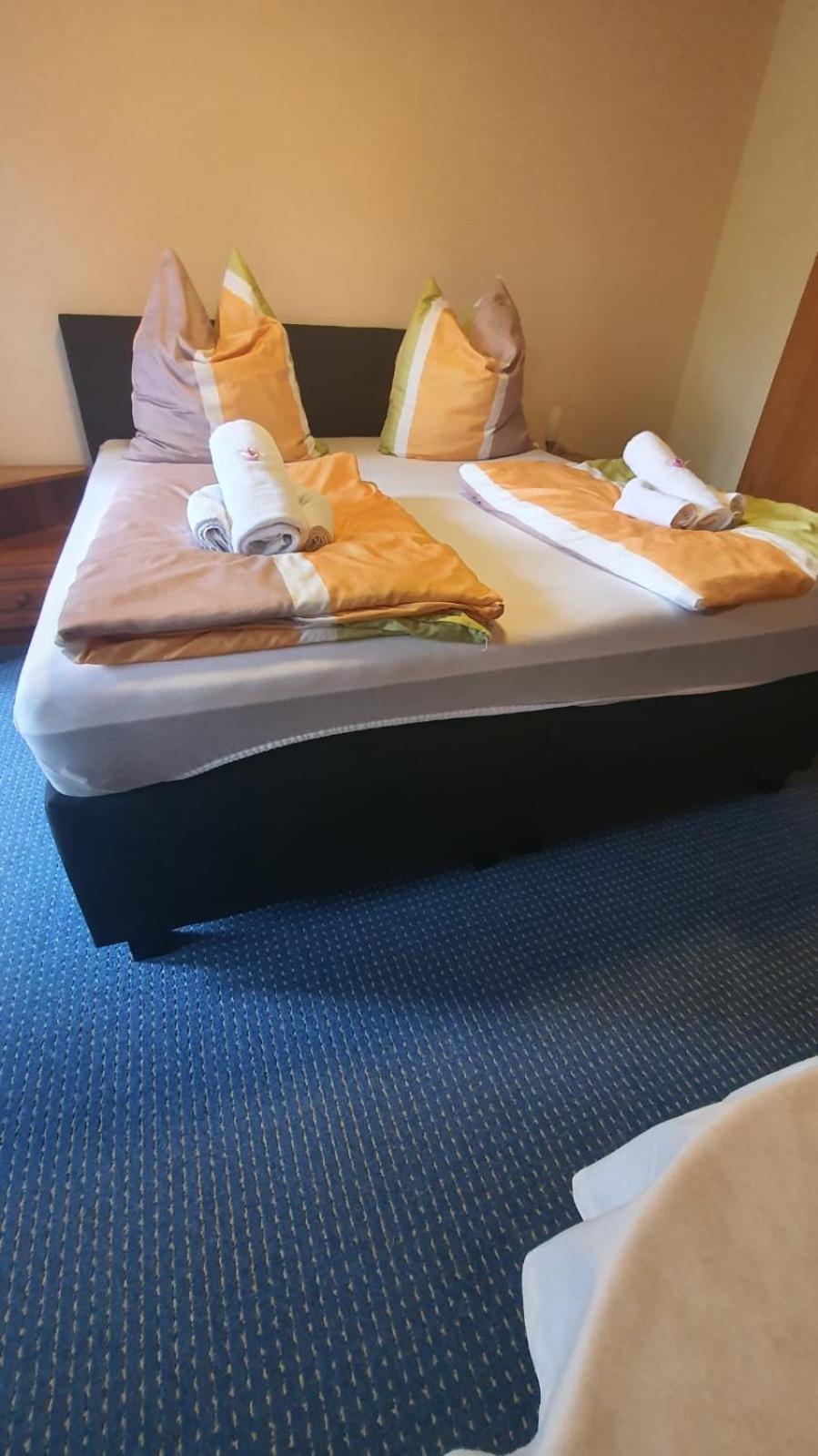 Motel Zur Festwiese Gierstädt Dış mekan fotoğraf