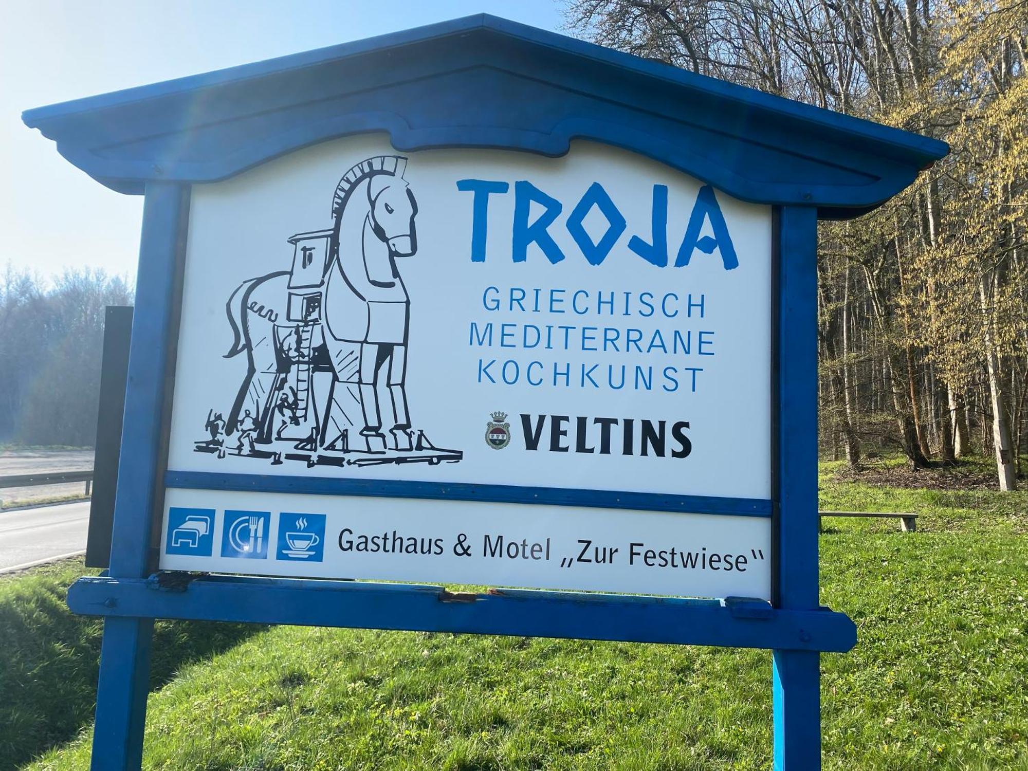 Motel Zur Festwiese Gierstädt Dış mekan fotoğraf