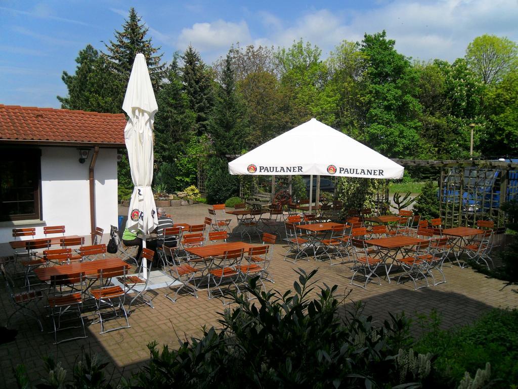 Motel Zur Festwiese Gierstädt Dış mekan fotoğraf